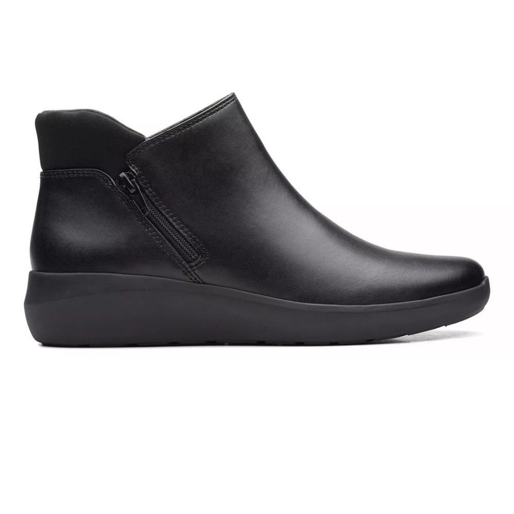 CLARKS Women's Boots Size 8.5 Co Kayleigh Mid Black Soft Lightweight AUTHENTIC